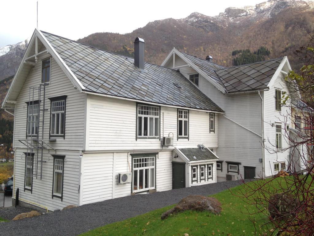 Vikinghaug Apartment Odda