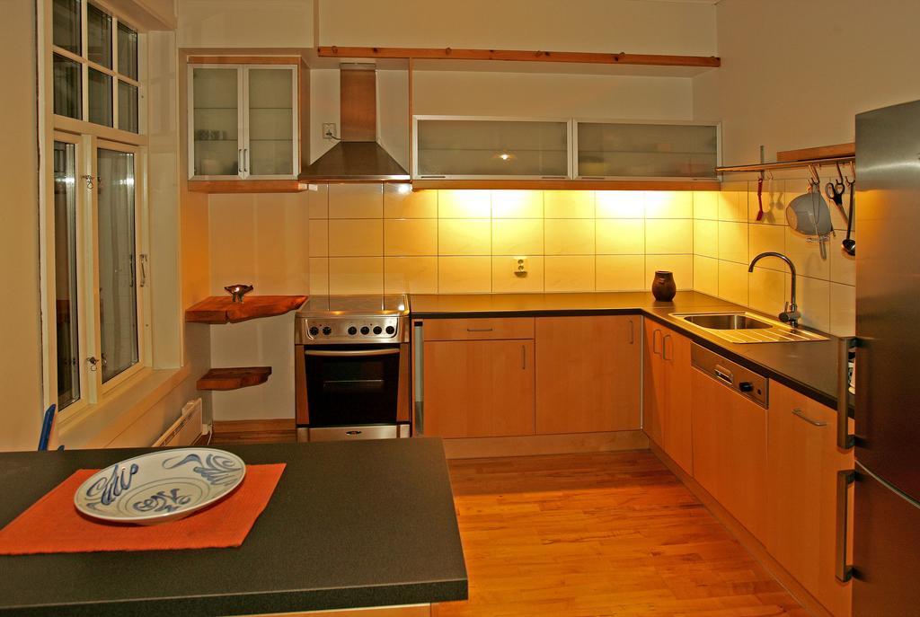Vikinghaug Apartment Odda